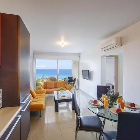 One Bedroom In Fig Tree Bay Apartament